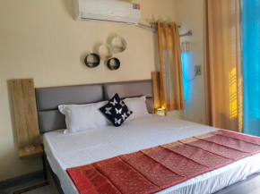 Om Shanthi paying guest house
